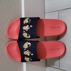 Vera Bradley slippers